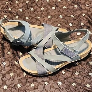 Stylish Blue Women's Sandals Size 11